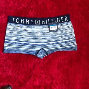 💕NWT Tommy Hilfiger Boyshorts Panties💕